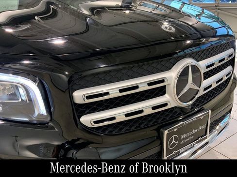 Certified 2023 Mercedes-Benz GLB 250 4MATIC image 32