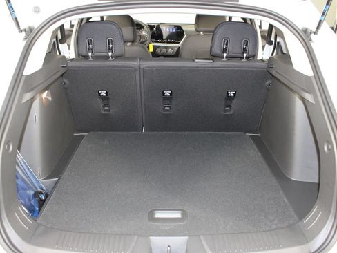 New 2026 Chevrolet Trax LS w/ LS Convenience Package FWD image 17