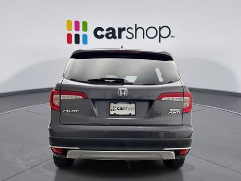 Used 2022 Honda Pilot Touring image 4