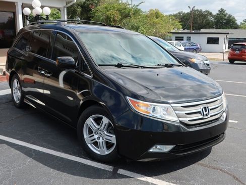 Used 2013 Honda Odyssey Touring image 4