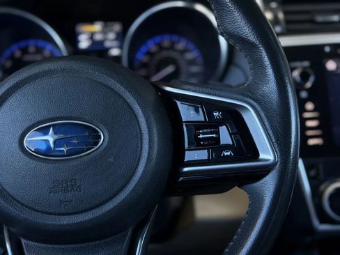 Used 2018 Subaru Outback 3.6R Limited image 23