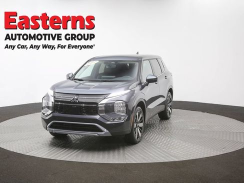 Used 2025 Mitsubishi Outlander SE AWD/4WD image 49