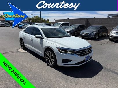 Used 2022 Volkswagen Passat 2.0T SE