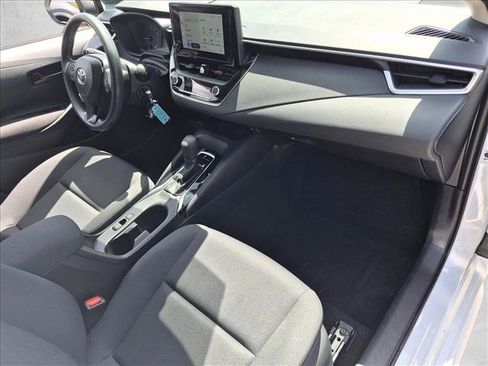 Used 2024 Toyota Corolla LE FWD image 20