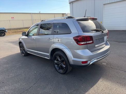 Used 2020 Dodge Journey Crossroad image 5