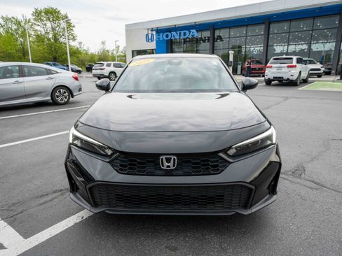 Used 2025 Honda Civic Sport image 2