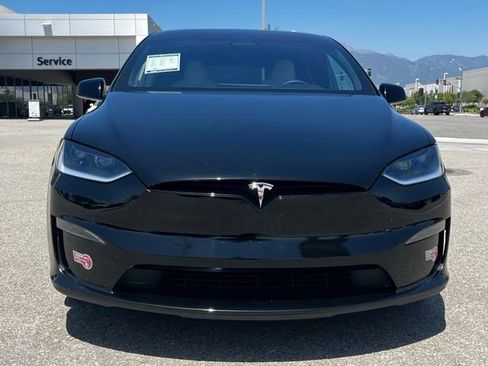Used 2024 Tesla Model X AWD/4WD image 4