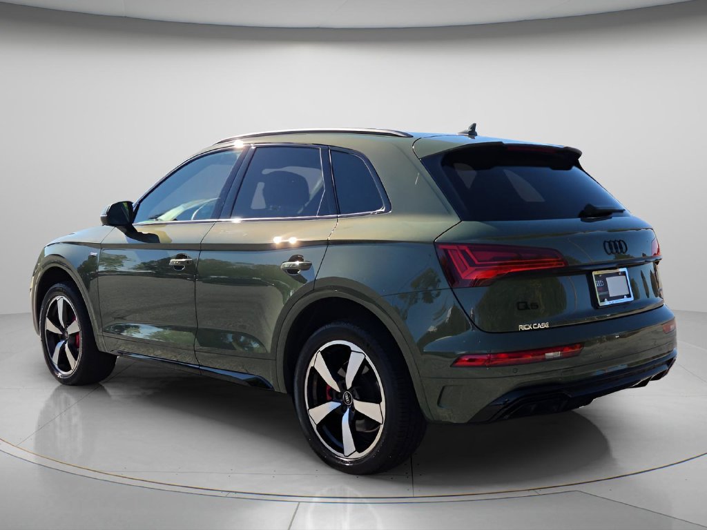 Used 2024 Audi Q5 2.0T Premium Plus w/ Premium Plus Package AWD/4WD image 6