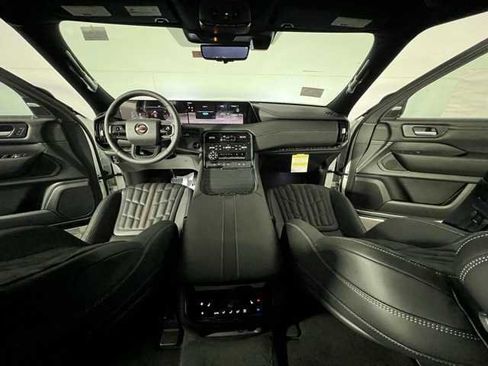 New 2025 Nissan Armada PRO-4X w/ Pro-4X Premium Package image 7