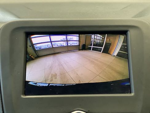 Used 2020 Chevrolet Equinox LT w/ Driver Convenience Package image 20