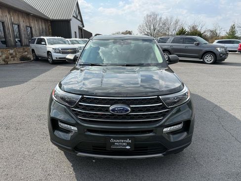 Used 2023 Ford Explorer XLT w/ Equipment Group 202A image 10