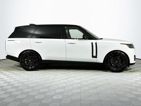 Certified 2025 Land Rover Range Rover Long Wheelbase SE AWD/4WD image 4
