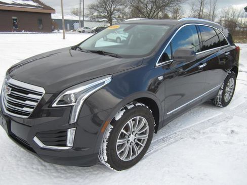 Used 2017 Cadillac XT5 Luxury image 4