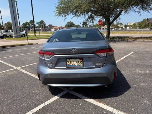 Used 2021 Toyota Corolla LE FWD image 7