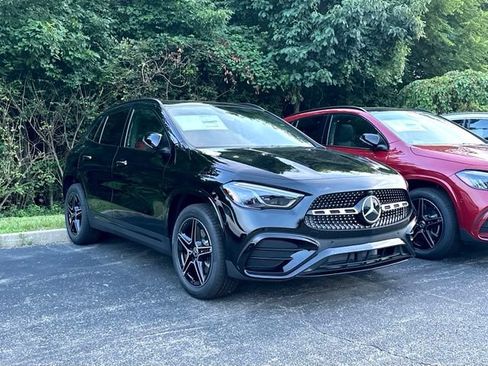 New 2026 Mercedes-Benz GLA 250 4MATIC image 1