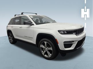 Used 2023 Jeep Grand Cherokee Limited video 1