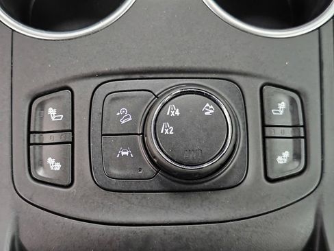 Used 2020 GMC Terrain SLT w/ Elevation Edition AWD/4WD image 23