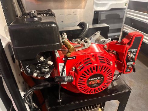 Used 2019 Ford Transit 150 130 Low Roof w/ Exterior Upgrade Package image 17