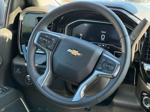 Used 2024 Chevrolet Silverado 1500 LT AWD/4WD image 12
