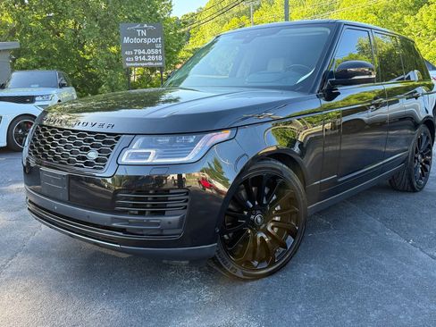 Used 2018 Land Rover Range Rover Supercharged AWD/4WD image 31