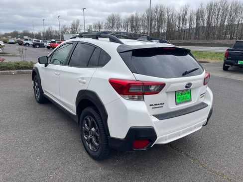 Used 2022 Subaru Crosstrek 2.5i Sport w/ Moonroof Package image 6