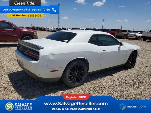 Used 2018 Dodge Challenger SXT Plus RWD image 4