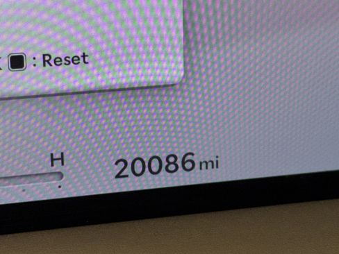 Used 2025 Genesis G80 2.5T Advanced image 25