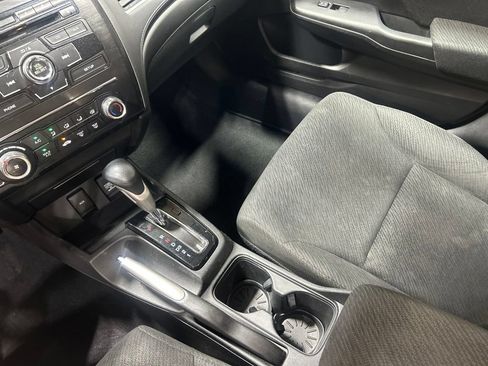 Used 2013 Honda Civic LX image 24