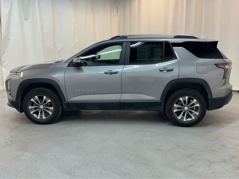 Certified 2025 Chevrolet Equinox LT w/ Convenience Package II image 2