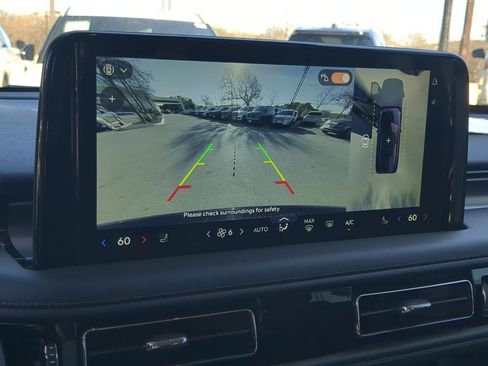 New 2026 Lincoln Aviator 2WD image 16