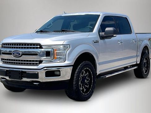 Used 2018 Ford F150 XLT w/ Equipment Group 302A Luxury AWD/4WD image 2