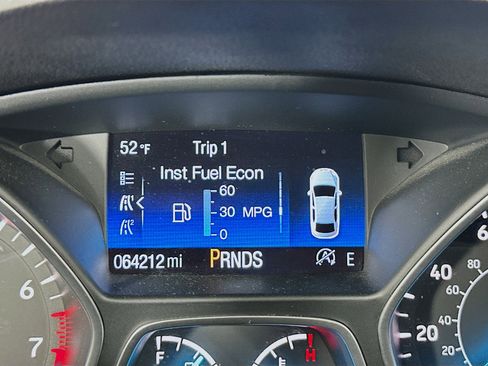 Used 2018 Ford Escape SEL image 18