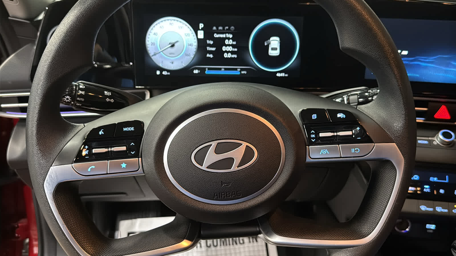 Used 2024 Hyundai Elantra SEL FWD image 11