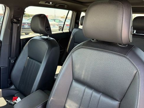 Used 2023 Volkswagen Tiguan SE R-Line FWD image 14