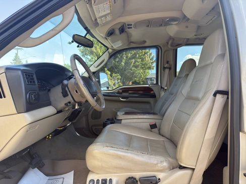 Used 2005 Ford Excursion Limited AWD/4WD image 16