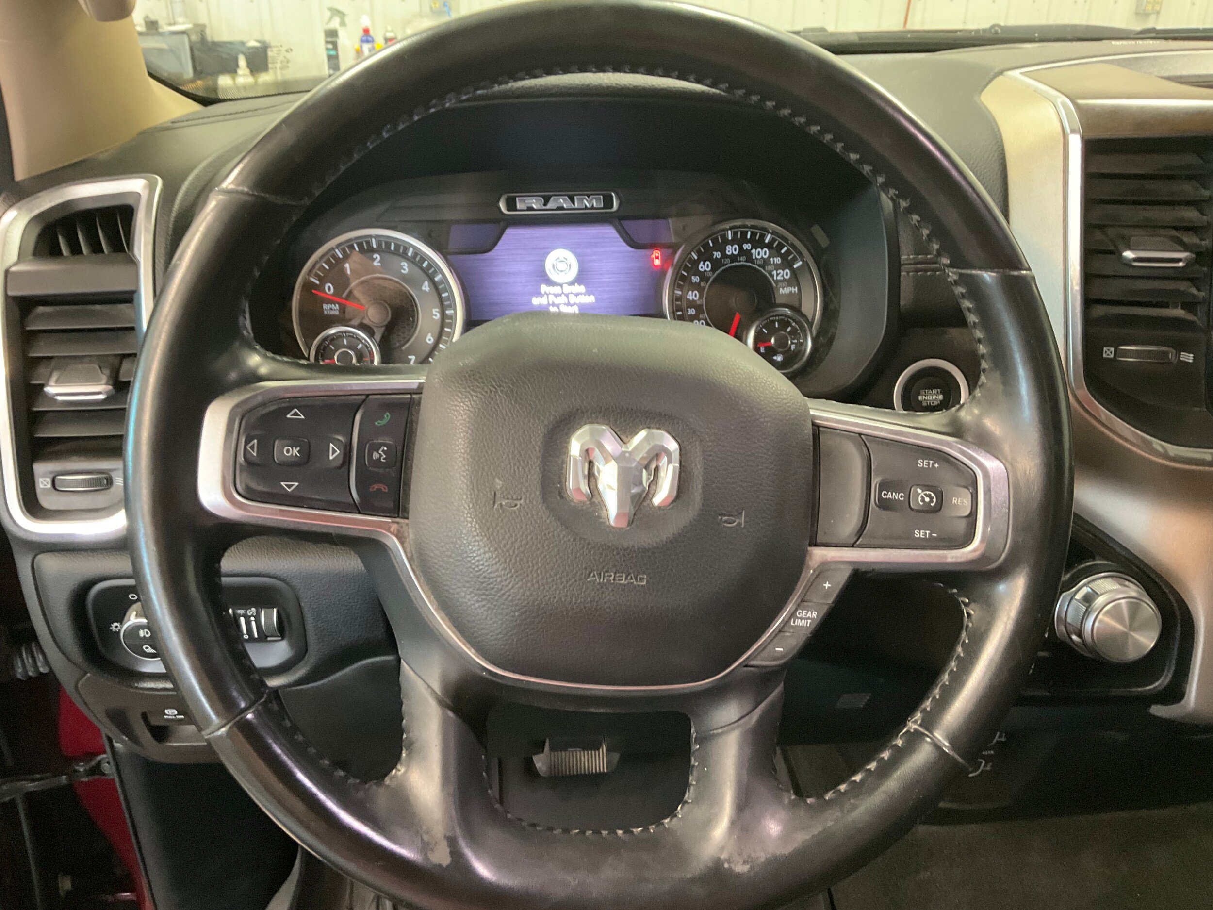 Used 2021 RAM 1500 Laramie AWD/4WD image 13