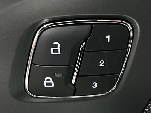 New 2026 Lincoln Nautilus Premier w/ Equipment Group 102A AWD/4WD image 39