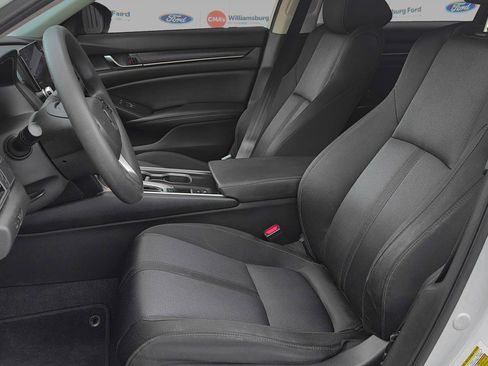 Used 2020 Honda Accord EX image 7