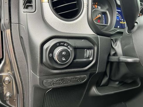 New 2025 Jeep Gladiator Sport AWD/4WD image 14