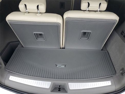 Certified 2024 Cadillac XT6 Premium Luxury w/ LPO, Floor Liner Package image 8