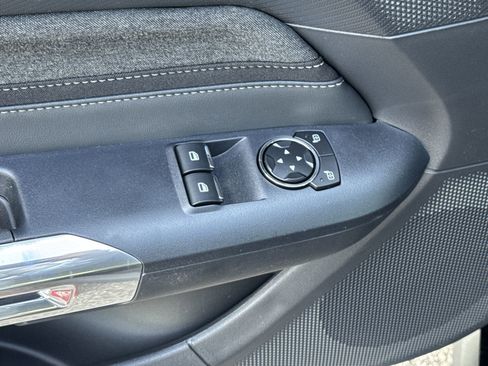Used 2025 Ford Mustang GT RWD image 47