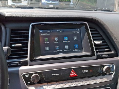 Used 2019 Hyundai Sonata SEL w/ Winter Weather Package FWD image 17