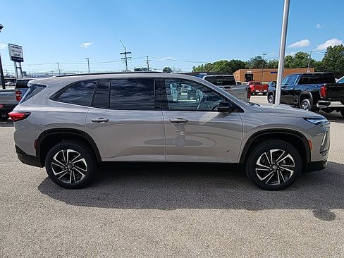 New 2026 Buick Enclave Sport Touring image 10