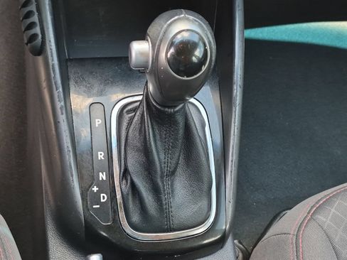 Used 2012 Kia Forte SX FWD image 17