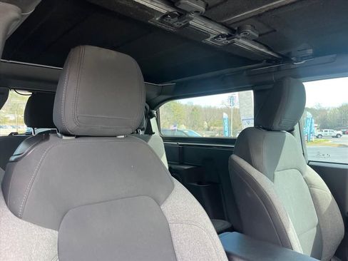 Used 2022 Ford Bronco 2-Door w/ Sasquatch Package image 29