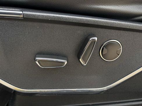 Certified 2023 Ford F150 Lariat w/ Equipment Group 502A High image 29