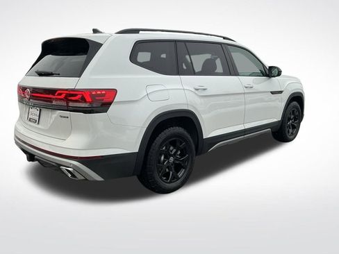 New 2026 Volkswagen Atlas Peak Edition image 7