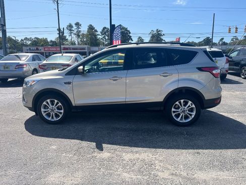 Used 2018 Ford Escape SEL image 6
