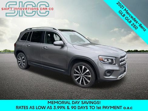 Used 2021 Mercedes-Benz GLB 250 4MATIC image 8