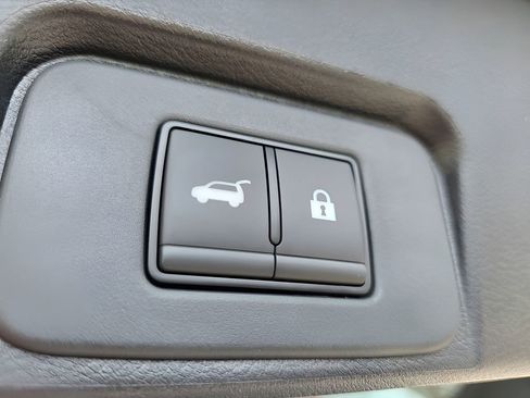 New 2026 Nissan Rogue SV w/ Cold Weather Package AWD/4WD image 8